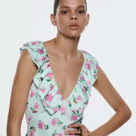 Zara Ruffled V-Neck Floral Slip Dress Sz M - Picture 6 of 12